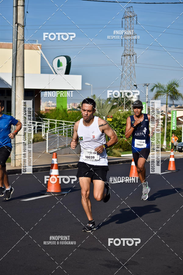 Buy your photos of the event11� Corrida Dahma on Fotop