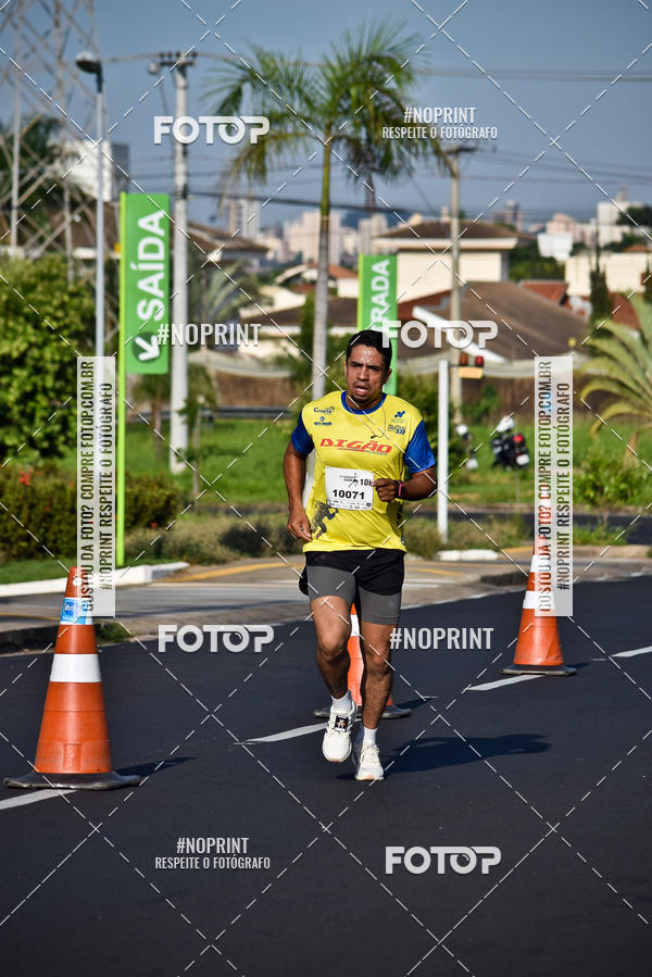 Buy your photos of the event11� Corrida Dahma on Fotop