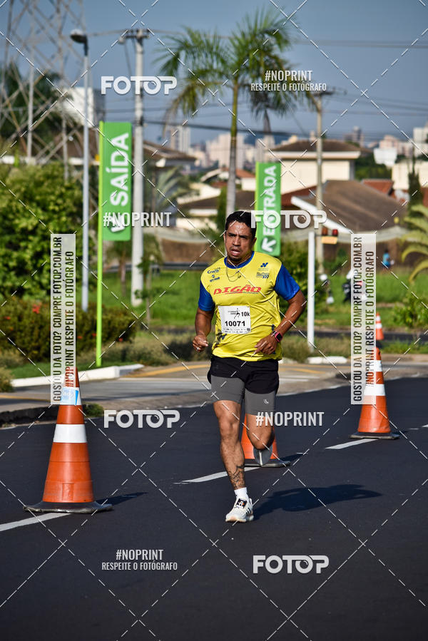 Buy your photos of the event11� Corrida Dahma on Fotop