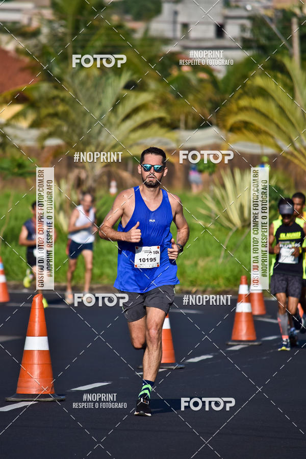 Buy your photos of the event11� Corrida Dahma on Fotop