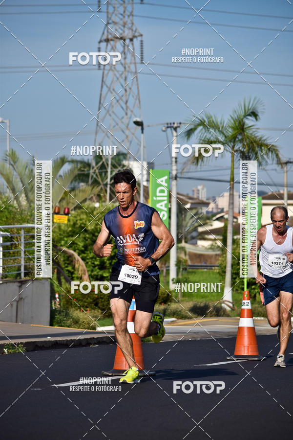 Buy your photos of the event11� Corrida Dahma on Fotop