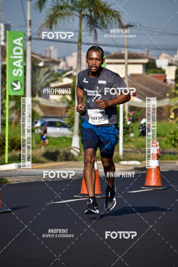 Buy your photos of the event11� Corrida Dahma on Fotop