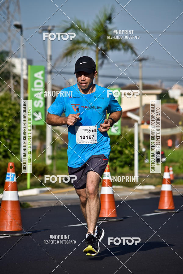 Buy your photos of the event11� Corrida Dahma on Fotop