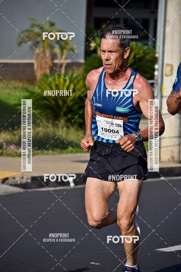 Buy your photos of the event11� Corrida Dahma on Fotop