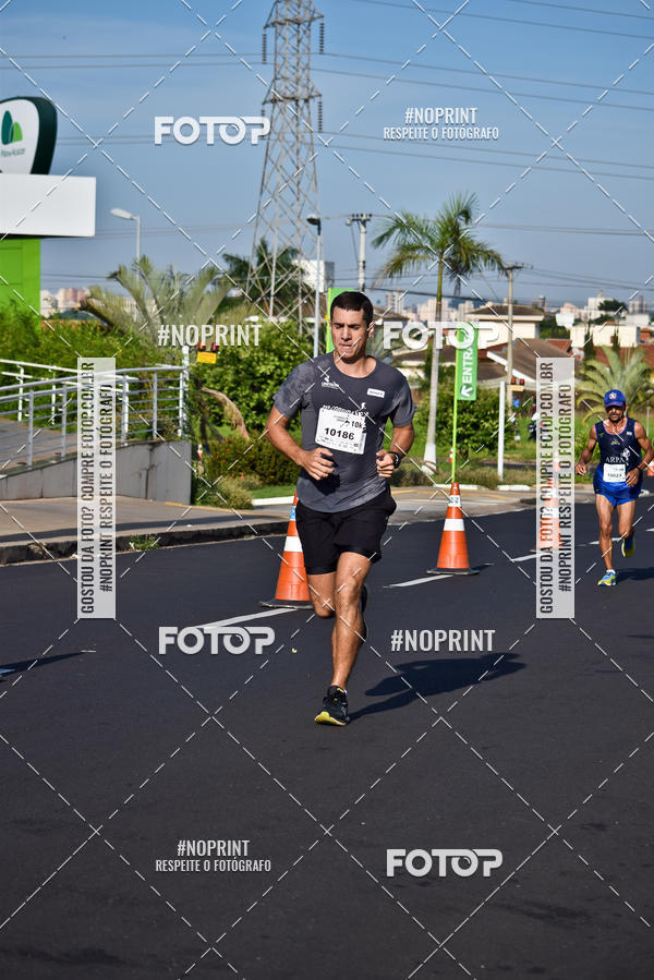 Buy your photos of the event11� Corrida Dahma on Fotop