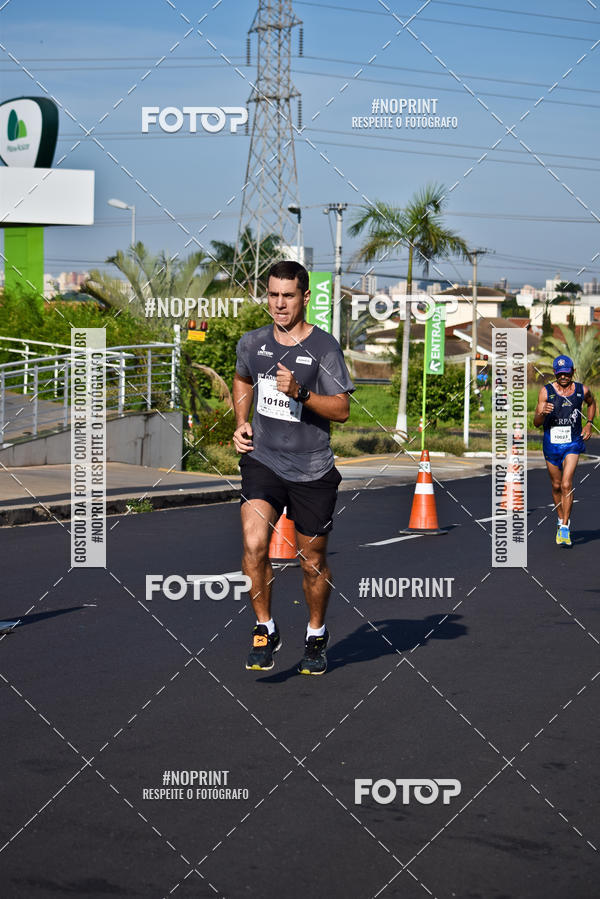 Buy your photos of the event11� Corrida Dahma on Fotop