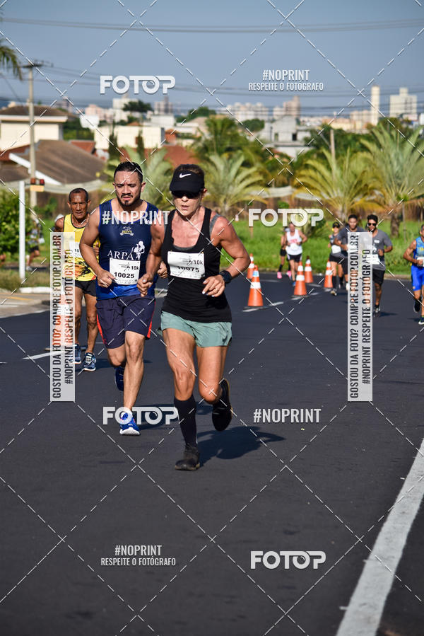 Buy your photos of the event11� Corrida Dahma on Fotop