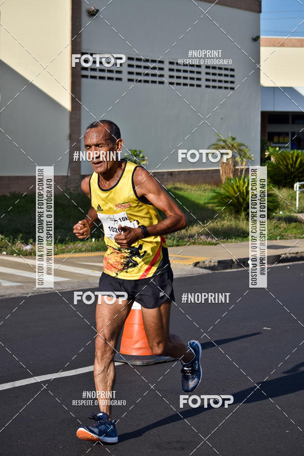 Buy your photos of the event11� Corrida Dahma on Fotop