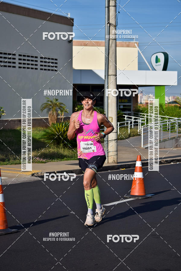 Buy your photos of the event11� Corrida Dahma on Fotop