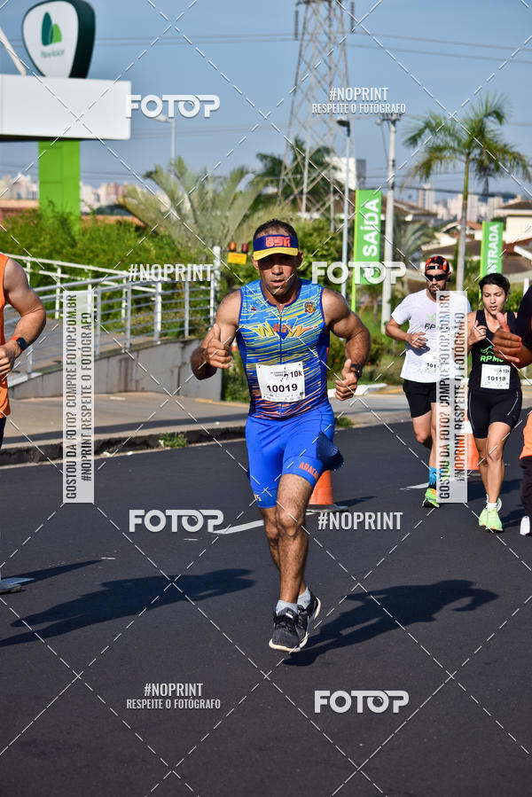 Buy your photos of the event11� Corrida Dahma on Fotop