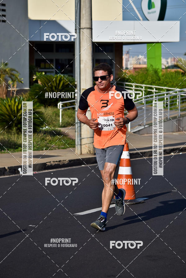 Buy your photos of the event11� Corrida Dahma on Fotop