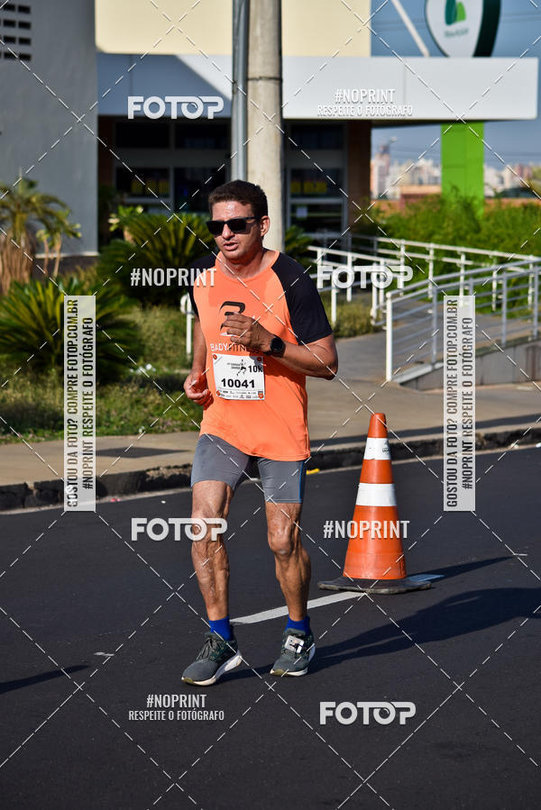 Buy your photos of the event11� Corrida Dahma on Fotop
