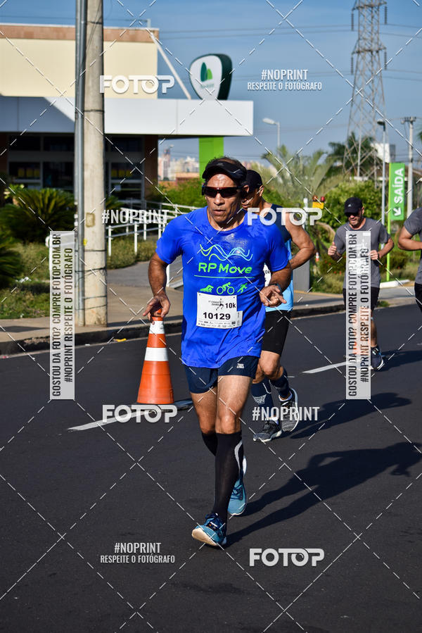 Buy your photos of the event11� Corrida Dahma on Fotop