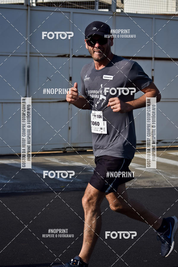 Buy your photos of the event11� Corrida Dahma on Fotop