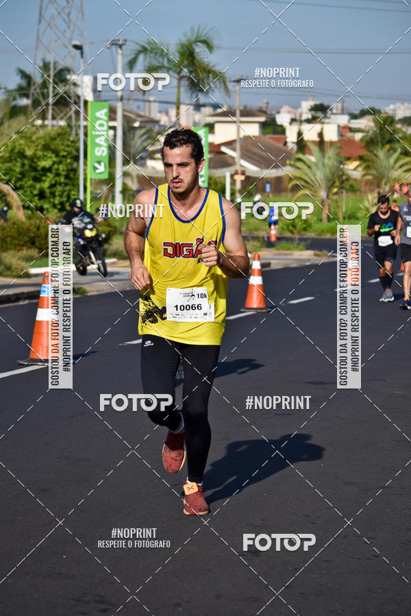 Buy your photos of the event11� Corrida Dahma on Fotop