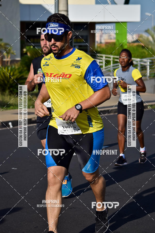 Buy your photos of the event11� Corrida Dahma on Fotop