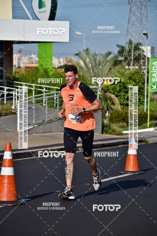 Buy your photos of the event11� Corrida Dahma on Fotop