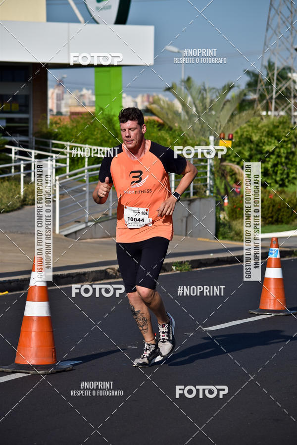 Buy your photos of the event11� Corrida Dahma on Fotop