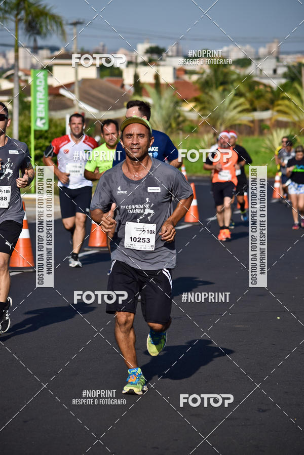 Buy your photos of the event11� Corrida Dahma on Fotop