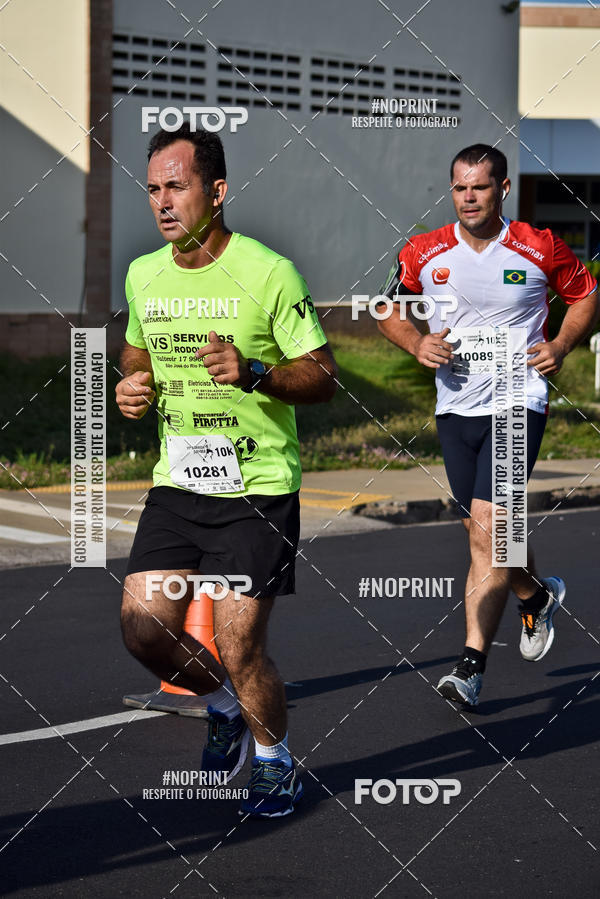 Buy your photos of the event11� Corrida Dahma on Fotop