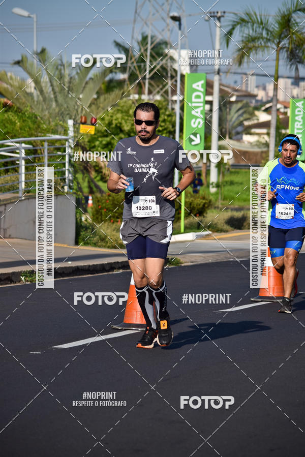 Buy your photos of the event11� Corrida Dahma on Fotop
