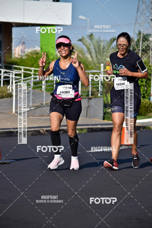 Buy your photos of the event11� Corrida Dahma on Fotop