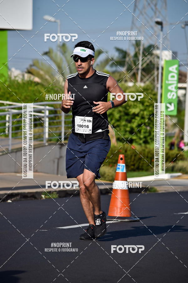Buy your photos of the event11� Corrida Dahma on Fotop