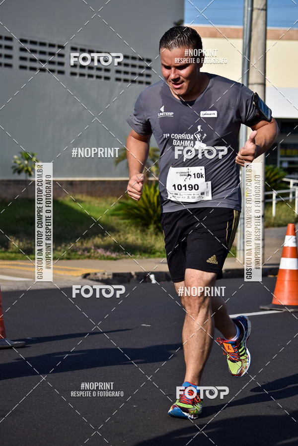 Buy your photos of the event11� Corrida Dahma on Fotop