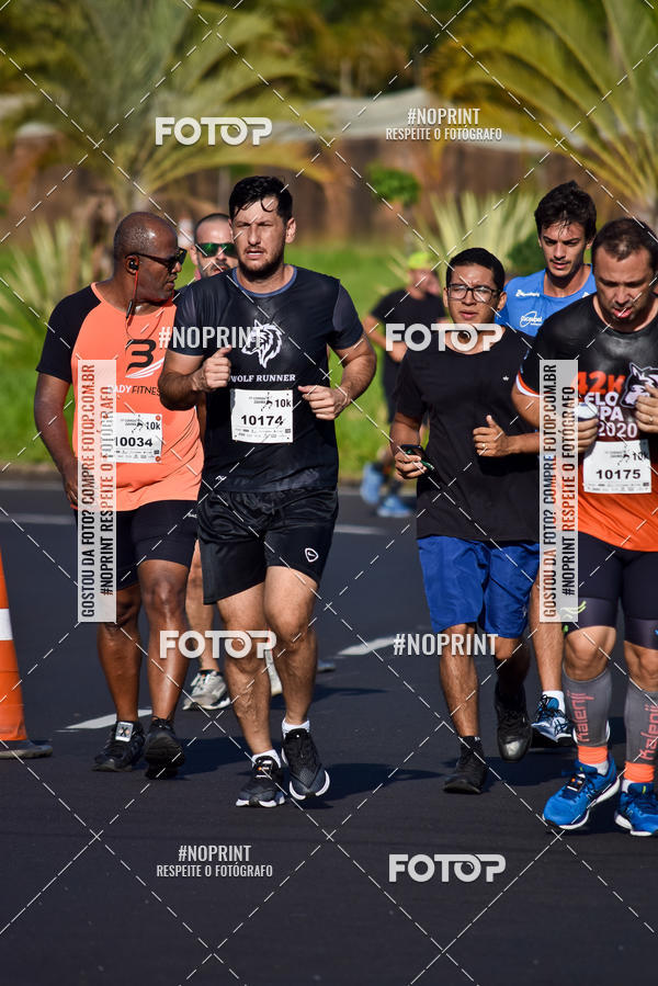 Buy your photos of the event11� Corrida Dahma on Fotop