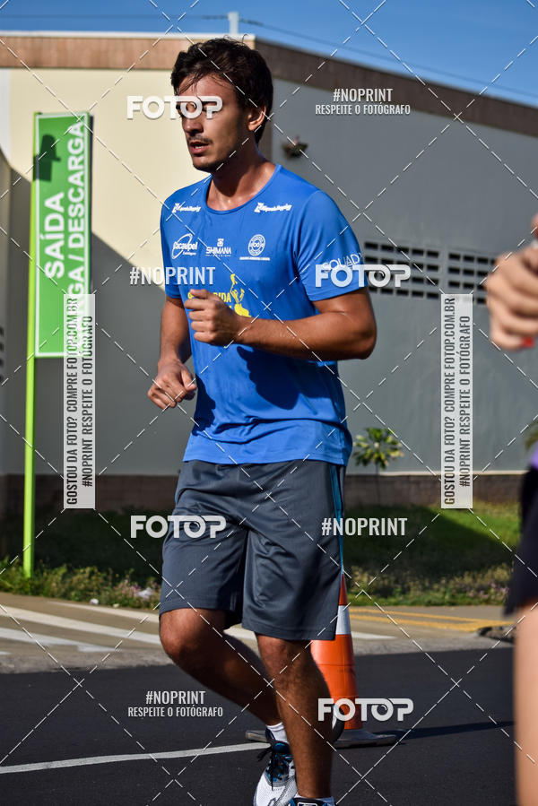 Buy your photos of the event11� Corrida Dahma on Fotop