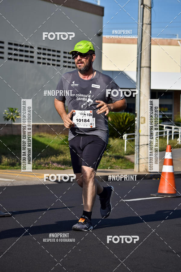 Buy your photos of the event11� Corrida Dahma on Fotop