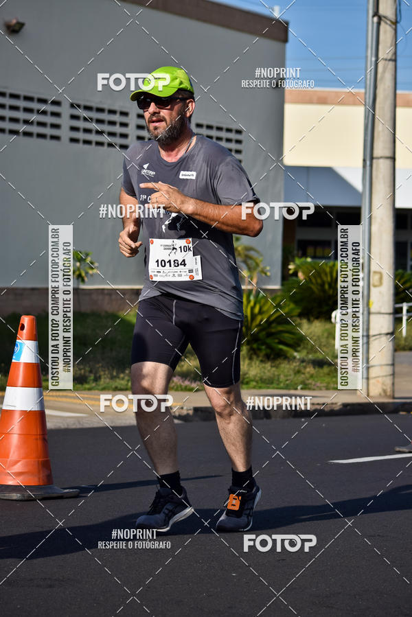 Buy your photos of the event11� Corrida Dahma on Fotop