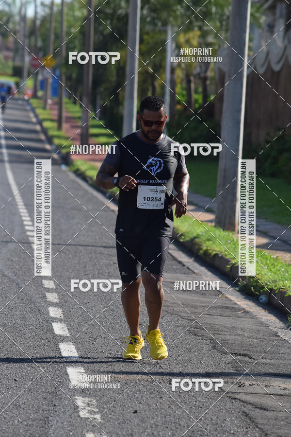 Buy your photos of the event11� Corrida Dahma on Fotop
