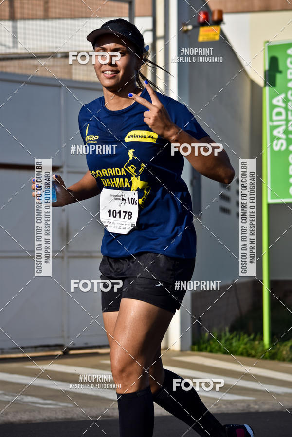 Buy your photos of the event11� Corrida Dahma on Fotop