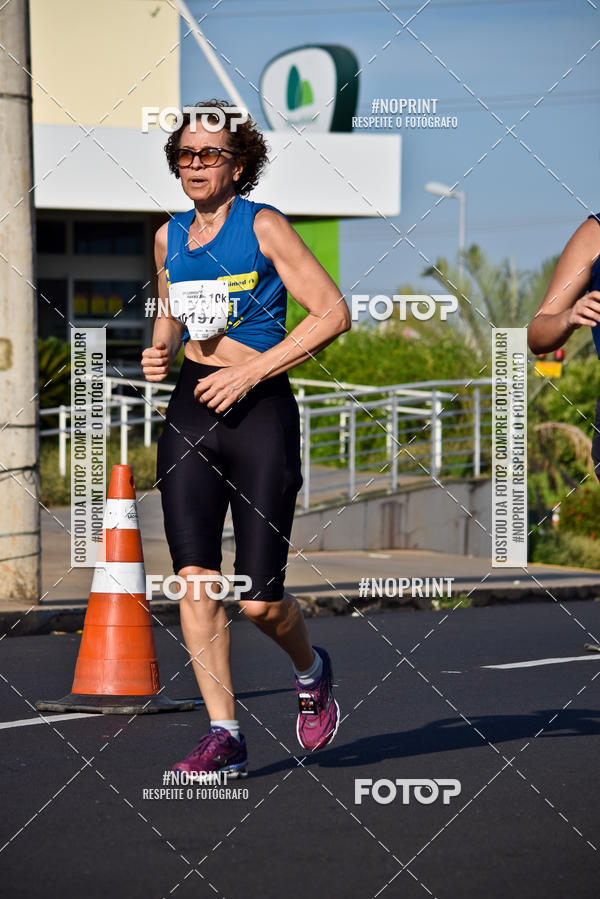 Buy your photos of the event11� Corrida Dahma on Fotop