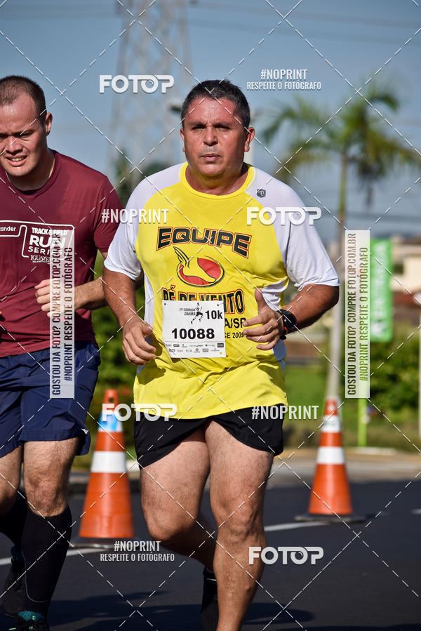 Buy your photos of the event11� Corrida Dahma on Fotop