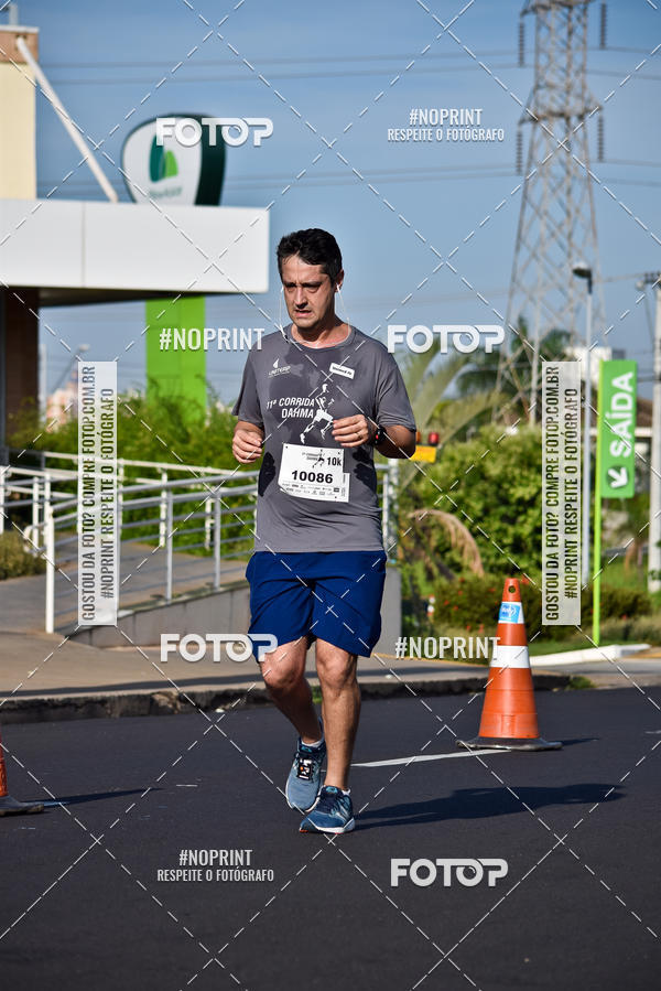 Buy your photos of the event11� Corrida Dahma on Fotop