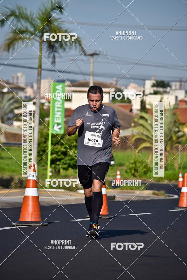 Buy your photos of the event11� Corrida Dahma on Fotop