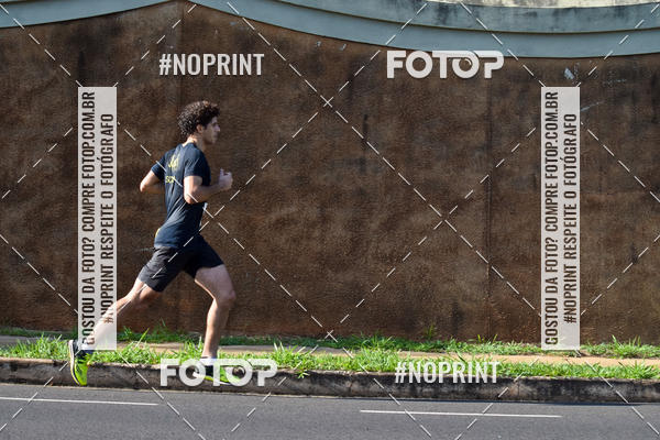 Buy your photos of the event11� Corrida Dahma on Fotop