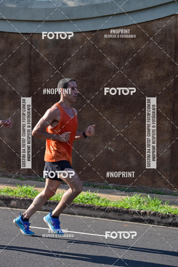 Buy your photos of the event11� Corrida Dahma on Fotop