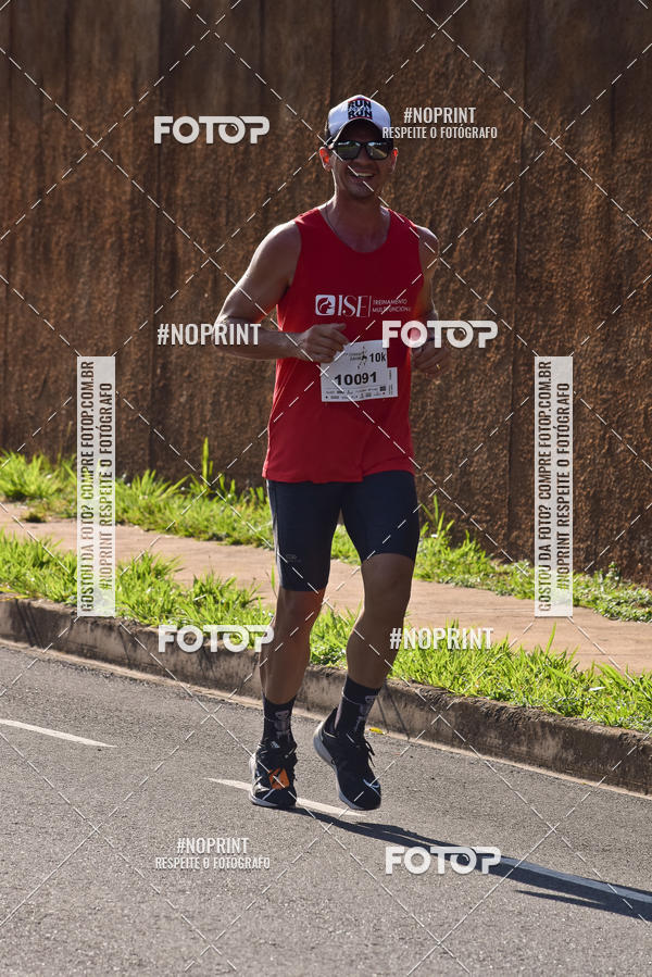 Buy your photos of the event11� Corrida Dahma on Fotop