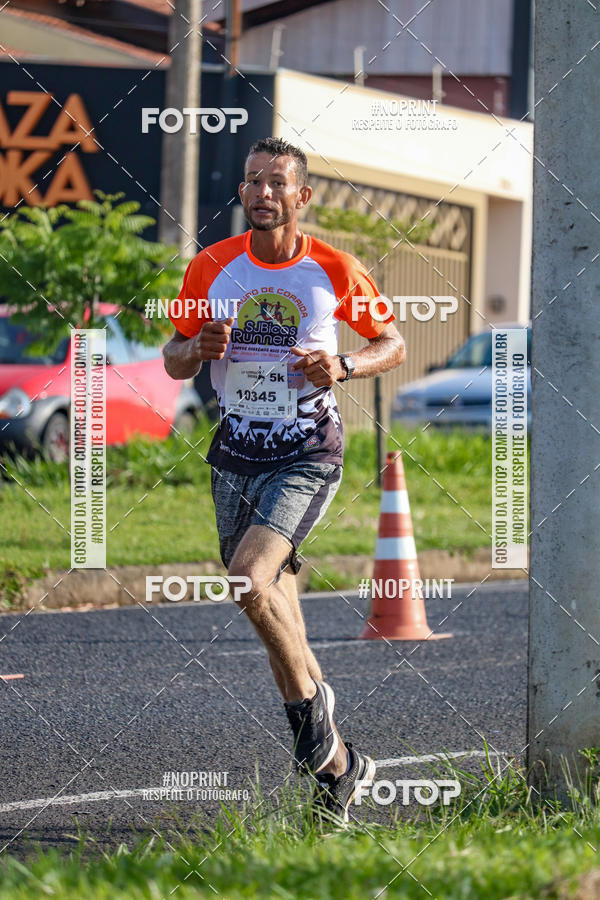 Buy your photos of the event11� Corrida Dahma on Fotop