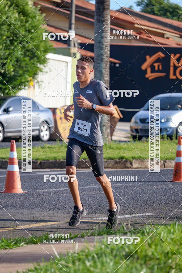 Buy your photos of the event11� Corrida Dahma on Fotop