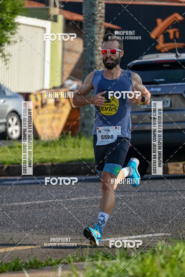 Buy your photos of the event11� Corrida Dahma on Fotop