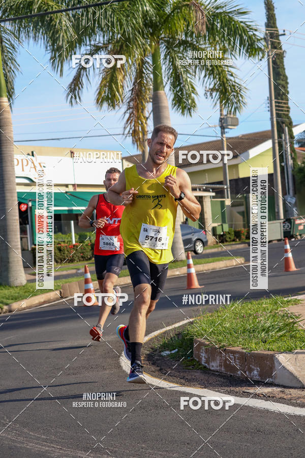 Buy your photos of the event11� Corrida Dahma on Fotop