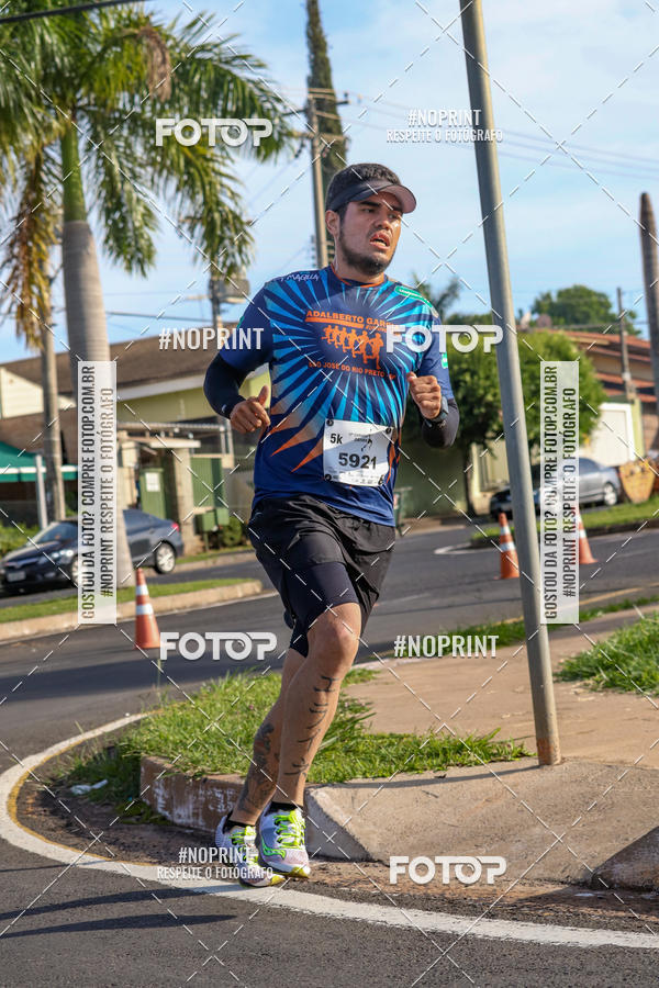 Buy your photos of the event11� Corrida Dahma on Fotop