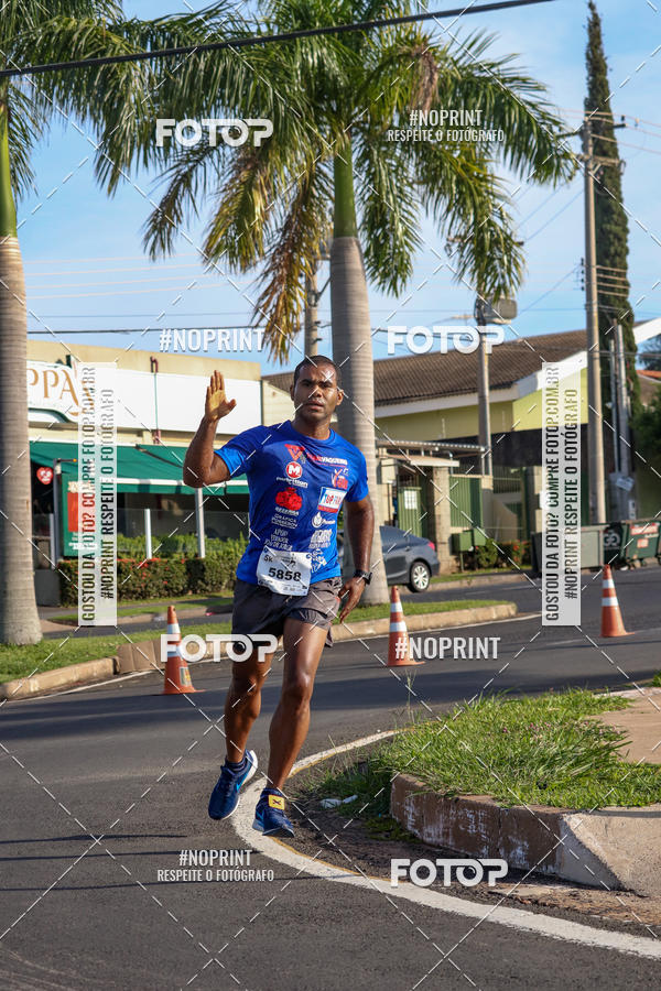 Buy your photos of the event11� Corrida Dahma on Fotop