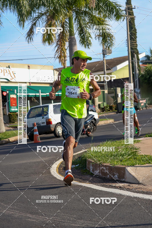 Buy your photos of the event11� Corrida Dahma on Fotop