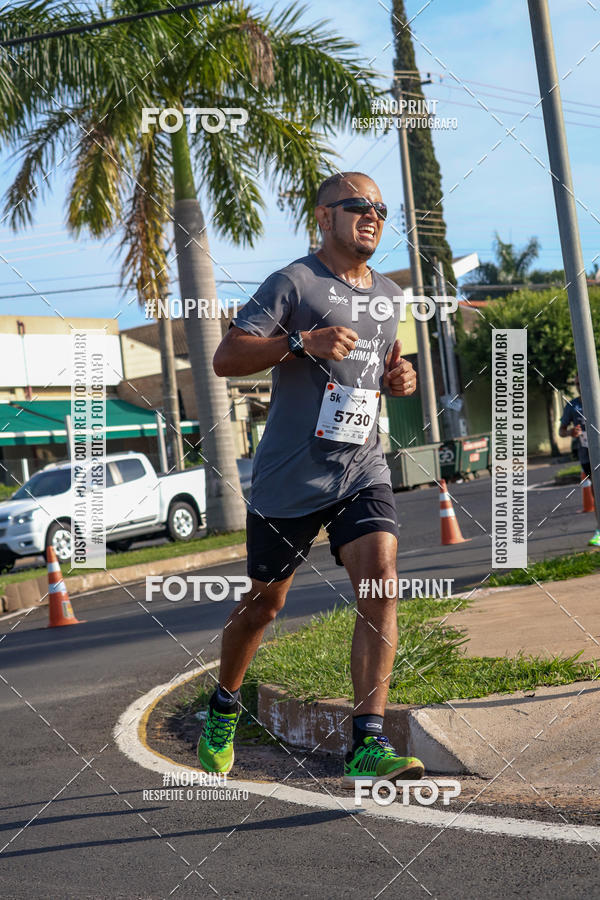 Buy your photos of the event11� Corrida Dahma on Fotop