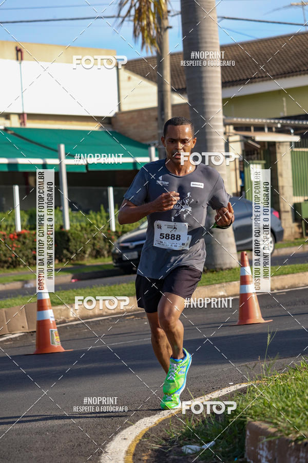 Buy your photos of the event11� Corrida Dahma on Fotop